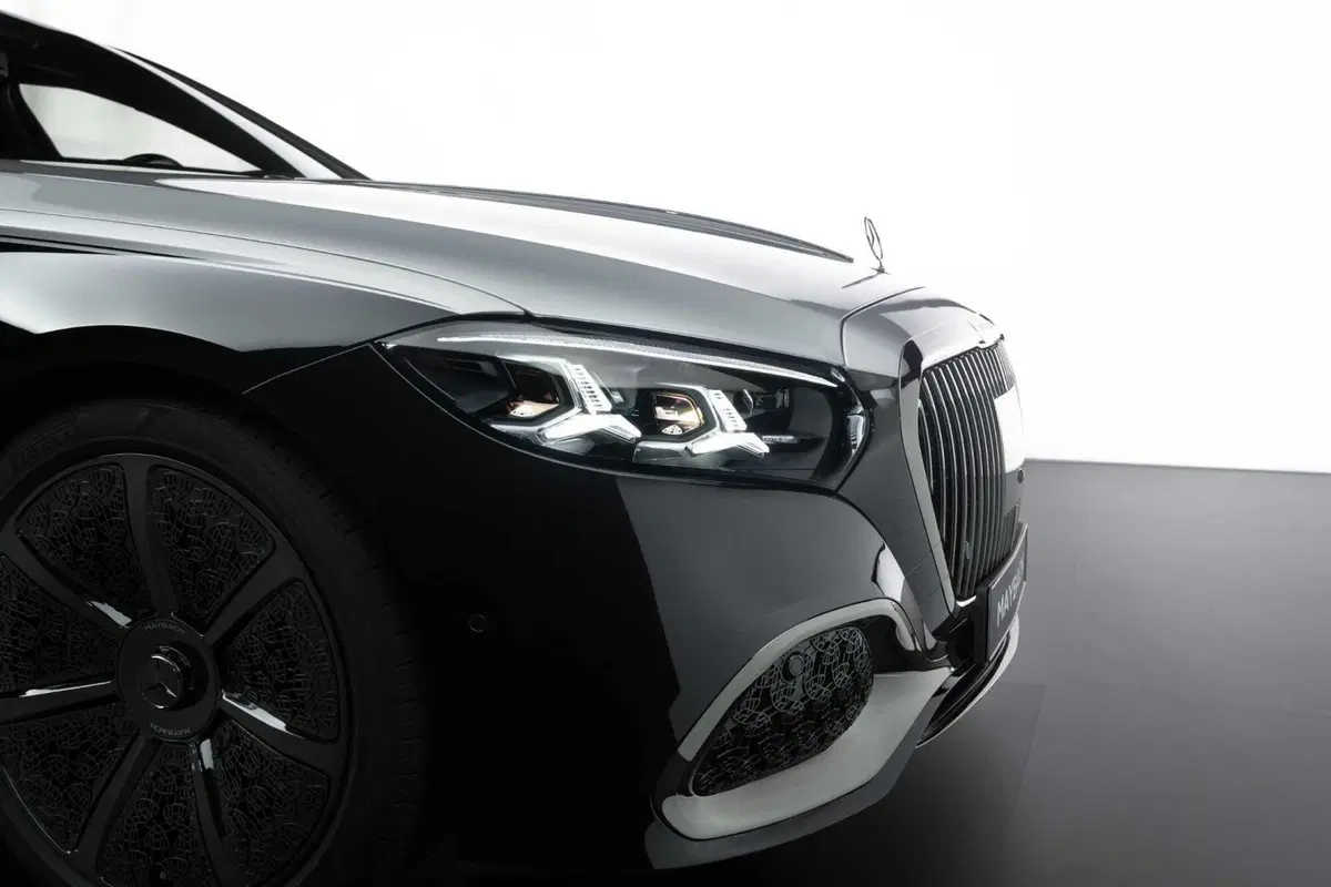 Mercedes-Maybach S-Class: il facelift più ambizioso di sempre ridefinisce il lusso su quattro ruote (3)
