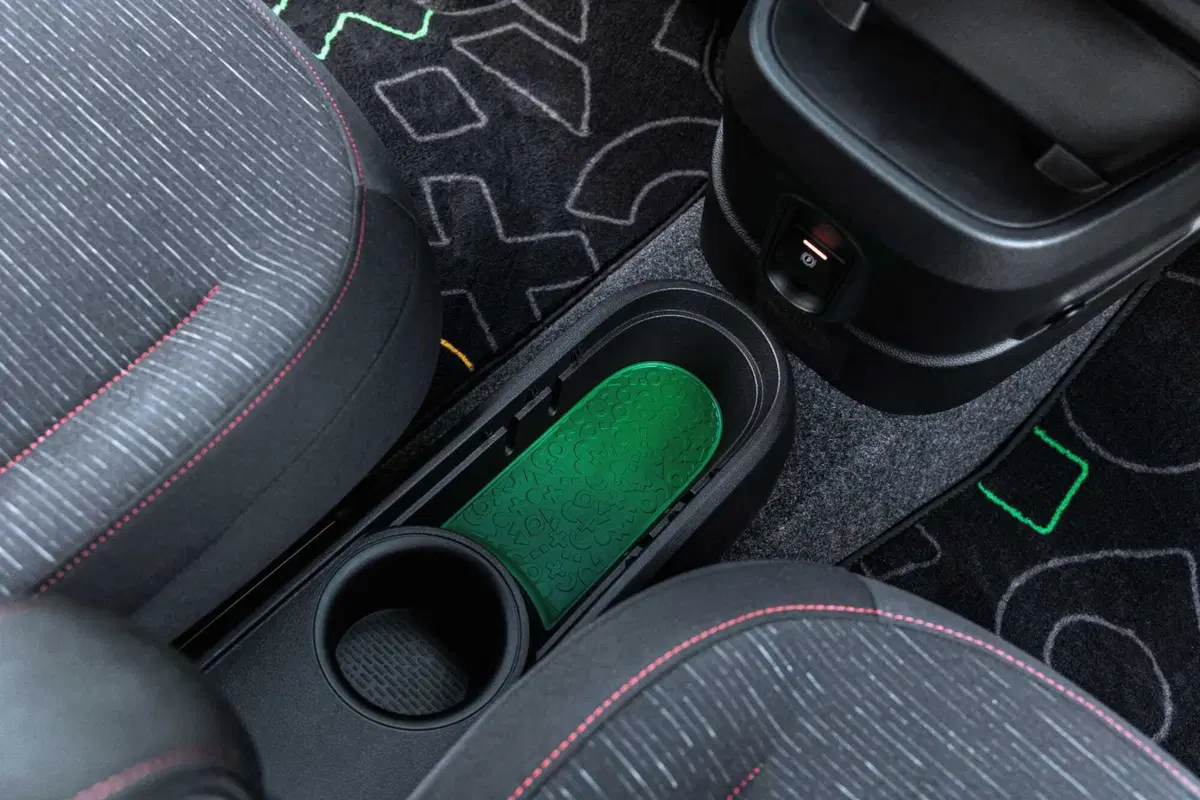 Renault Twingo E-Tech: la city car elettrica che vuole riscrivere le regole del segmento A [VIDEO] (7)