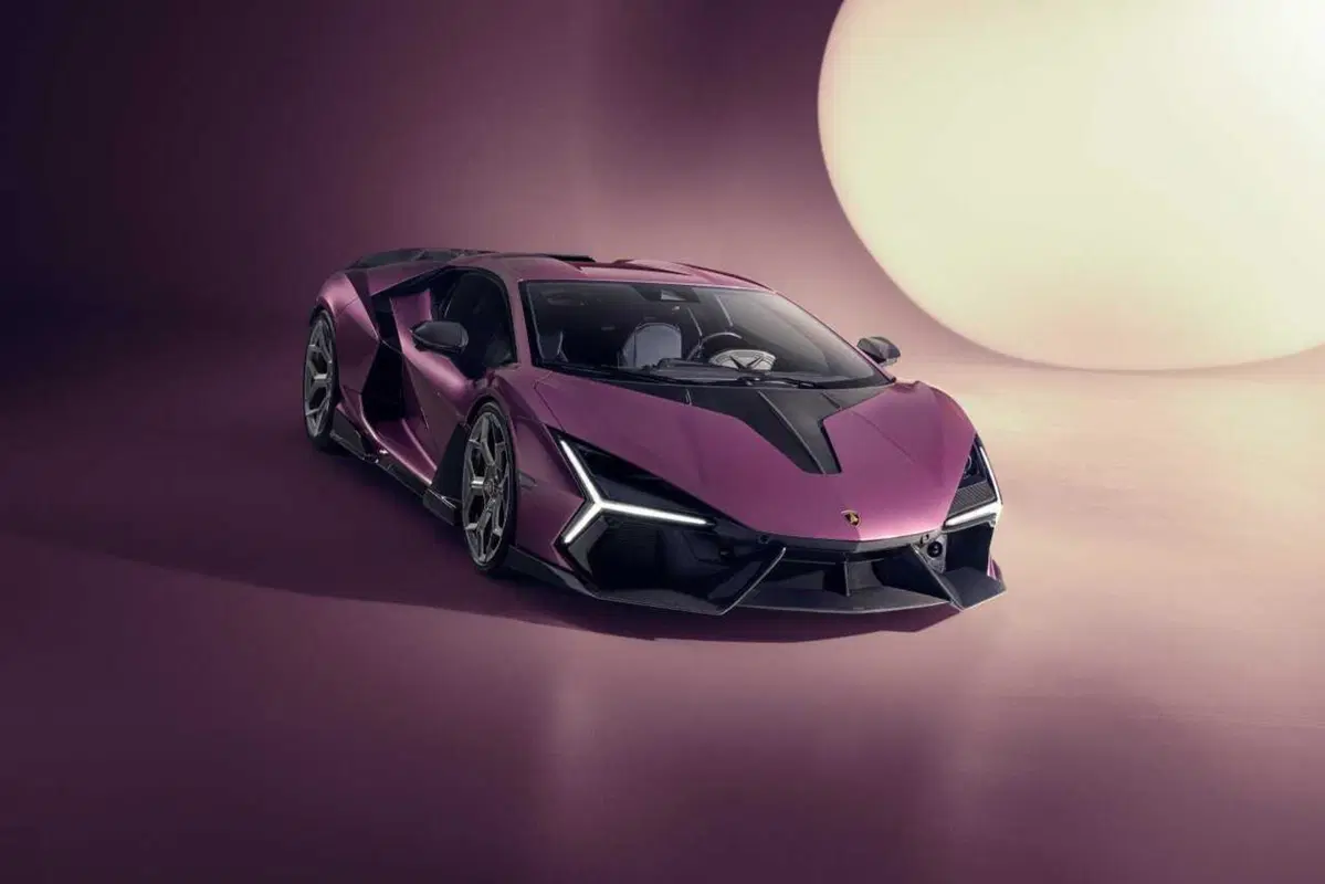 Lamborghini Revuelto NOVITEC: 1048 CV e look da pista per la supercar ibrida (4)