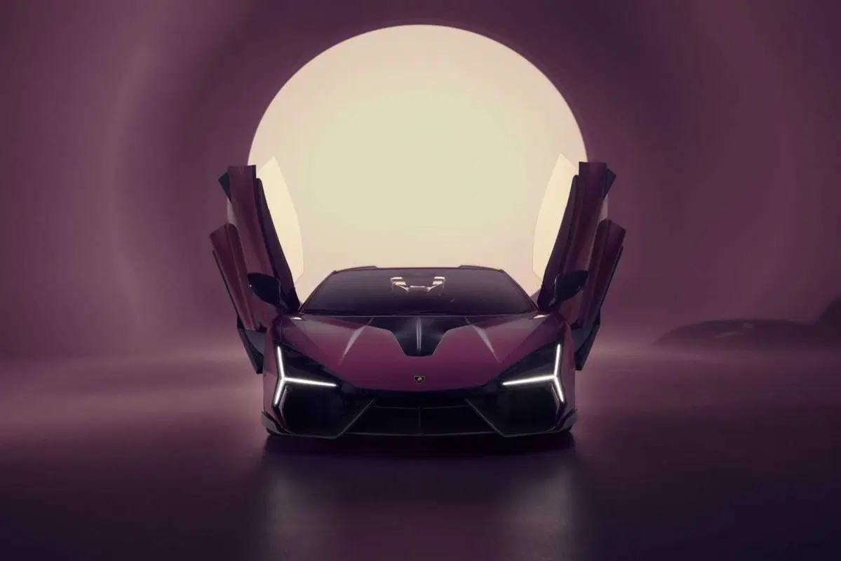 Lamborghini Revuelto NOVITEC: 1048 CV e look da pista per la supercar ibrida (6)