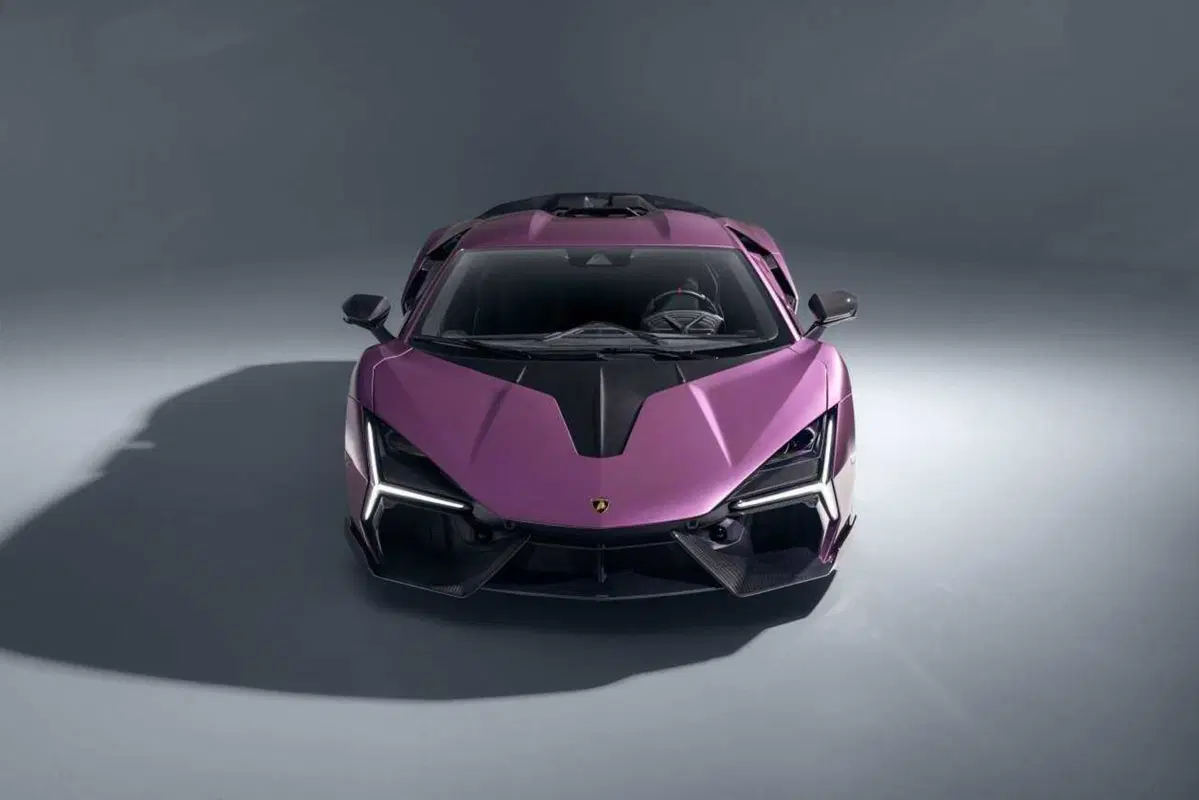 Lamborghini Revuelto NOVITEC: 1048 CV e look da pista per la supercar ibrida (8)