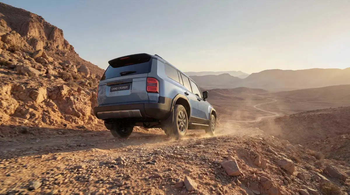 Toyota Land Cruiser 250 2026: la Icon per il fango, la Premium per il lusso. Ecco cosa cambia (5)