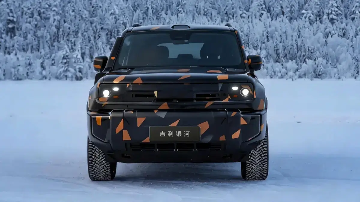 Geely Galaxy Battleship 700: il super fuoristrada con intelligenza artificiale pronto a sfidare la Land Rover Defender (5)