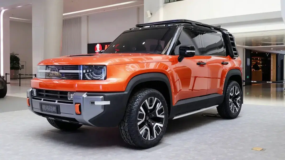Geely Galaxy Battleship 700: il super fuoristrada con intelligenza artificiale pronto a sfidare la Land Rover Defender (7)