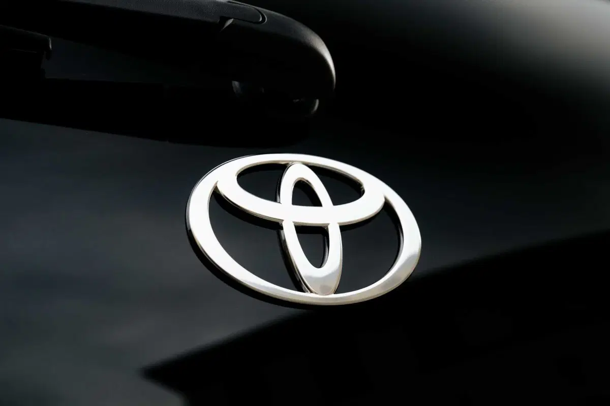 Toyota Aygo X Hybrid GR Sport: 37 km/l, 116 cavalli e un cuore da Yaris. Ecco tutti i pro e contro della prima full hybrid di segmento A (20)