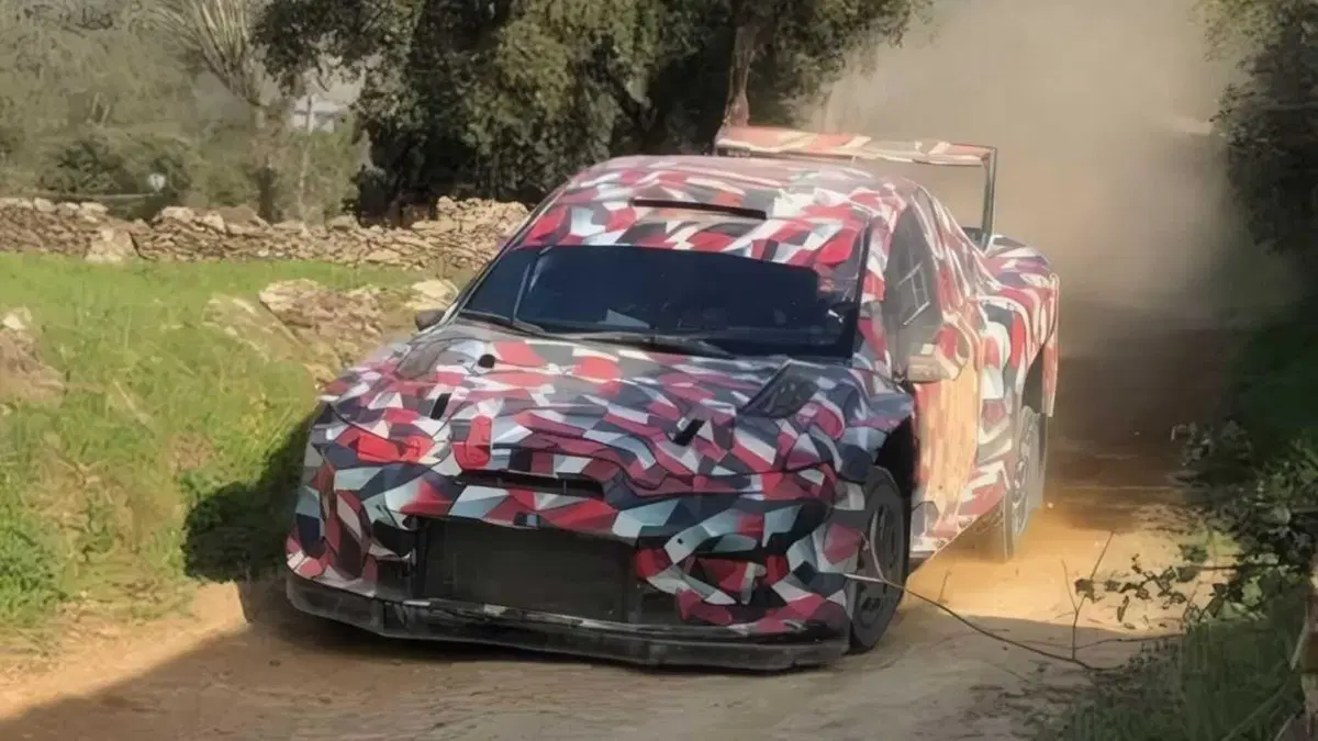 Toyota Celica Sport: il ritorno della coupé giapponese con trazione integrale e motore ibrido da oltre 450 cv