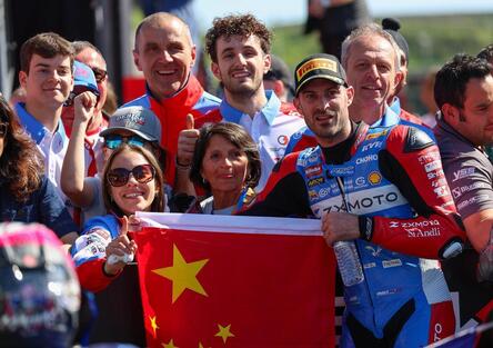 Davide sconfigge Golia! ZXMoto in cima al mondo: intervista a Fabio Evangelista, Evan Bros [DIRETTA OGGI ORE 18]