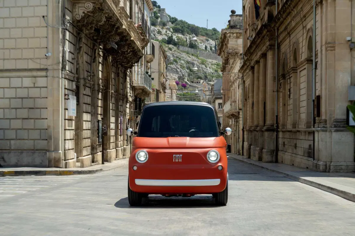Fiat Topolino a 7.550 euro: lo sconto continua anche senza ecobonus statale (3)