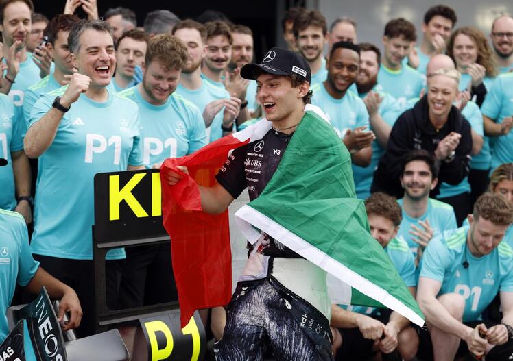 Caro Gravina, mentre il calcio muore c’è un’Italia che vince: il ‘dilettante’ Kimi Antonelli ci spiega come si fa