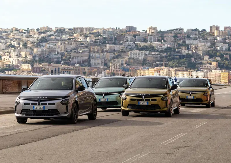 Lancia Ypsilon: maxi-sconto di 12.950 euro per l'elettrica, ma il finanziamento cambia il conto finale