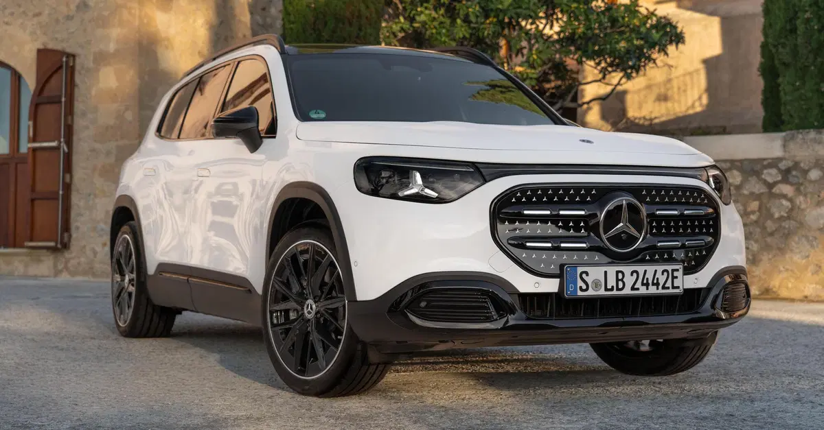 Mercedes GLB sempre pi&ugrave; verso l'elettrificazione: ecco quanto cambia