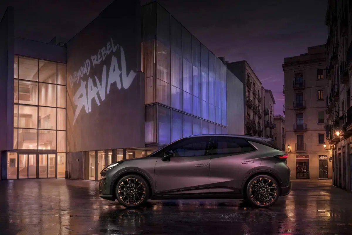 CUPRA Raval, l'elettrica da città che vuole riscrivere le regole: da 25.950 euro (5)