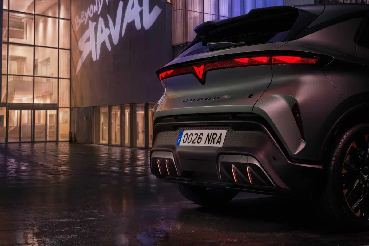 CUPRA Raval, l'elettrica da città che vuole riscrivere le regole: da 25.950 euro - News - Automoto.it