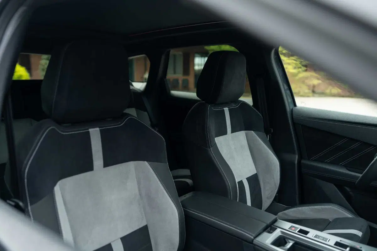 Opel Grandland Electric AWD: la SUV elettrica a trazione integrale da 325 CV che punta tutto sul comfort (3)