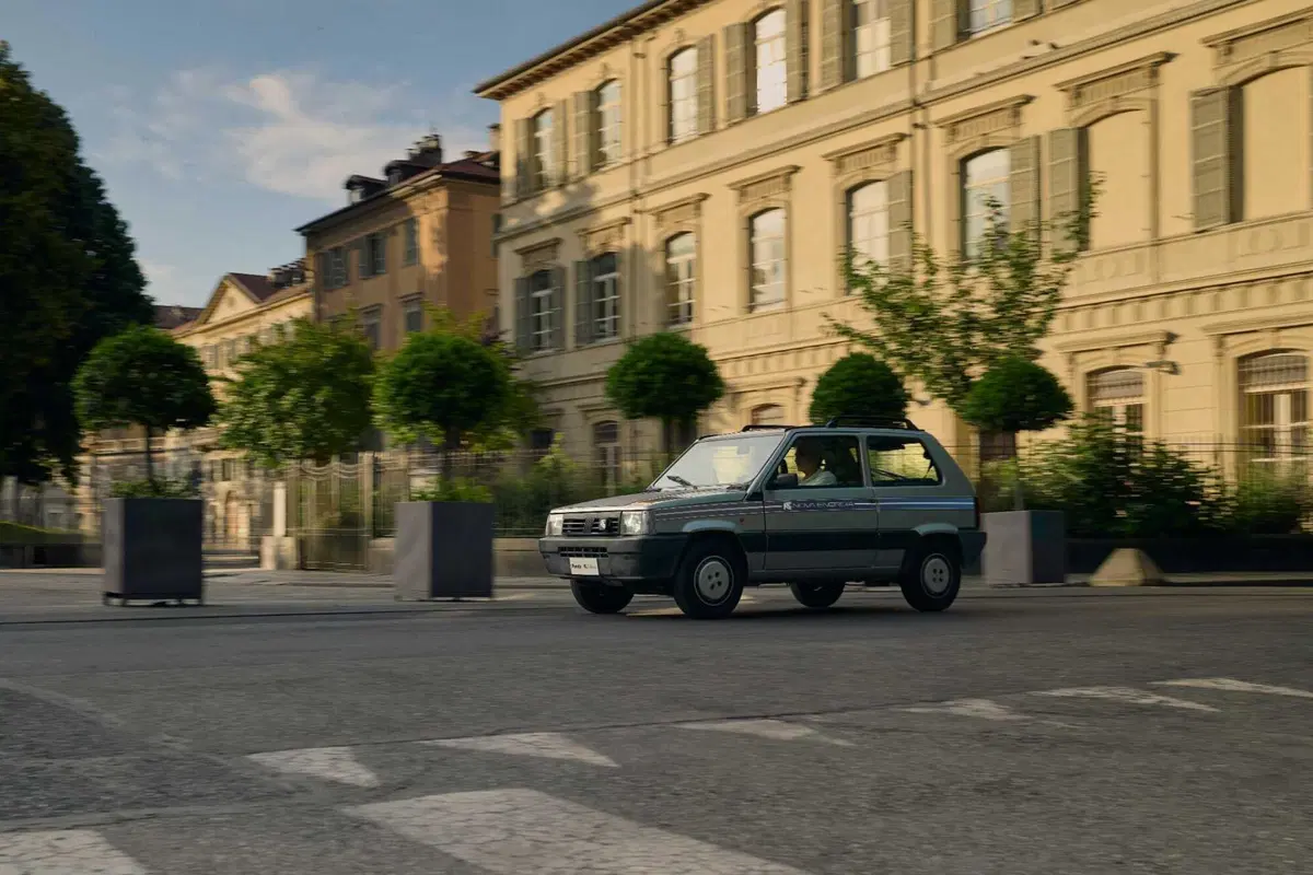 Fiat Panda elettrica, l'icona degli anni '80 rinasce: autonomia, prezzo e perché è un tuffo al cuore (14)