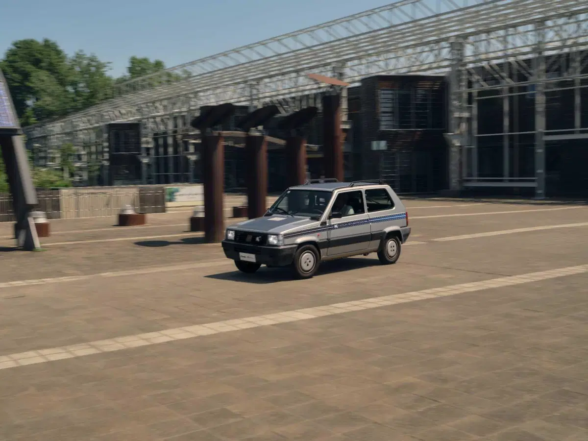 Fiat Panda elettrica, l'icona degli anni '80 rinasce: autonomia, prezzo e perché è un tuffo al cuore (16)