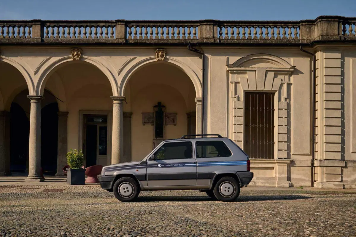 Fiat Panda elettrica, l'icona degli anni '80 rinasce: autonomia, prezzo e perché è un tuffo al cuore (18)
