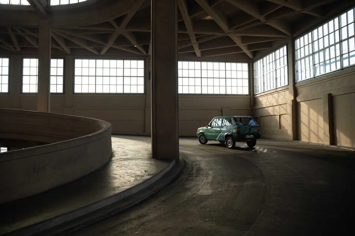 Fiat Panda elettrica, l'icona degli anni '80 rinasce: autonomia, prezzo e perché è un tuffo al cuore (27)