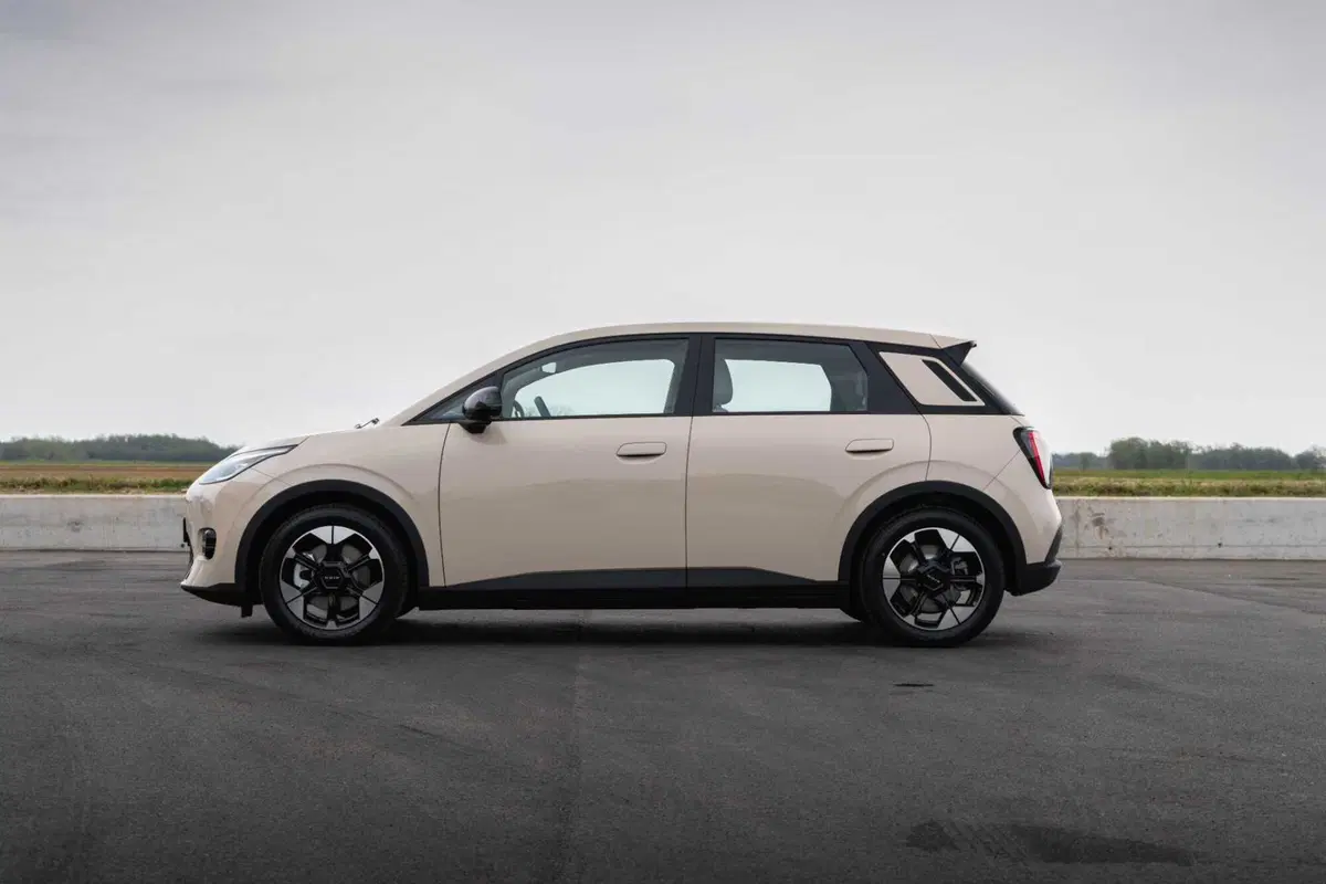 GAC AION UT: l'elettrica cinese progettata a Milano e assemblata in Austria che punta all’Europa (5)