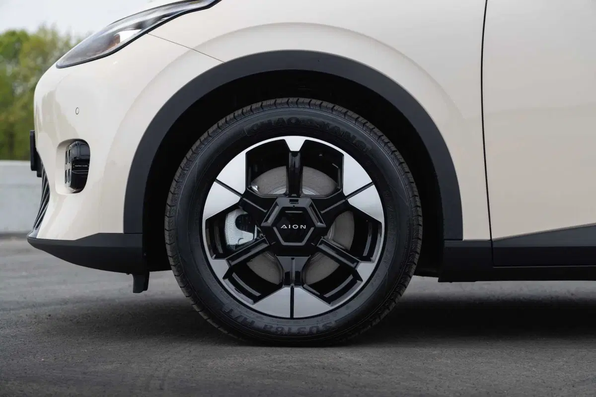 GAC AION UT: l'elettrica cinese progettata a Milano e assemblata in Austria che punta all’Europa (9)