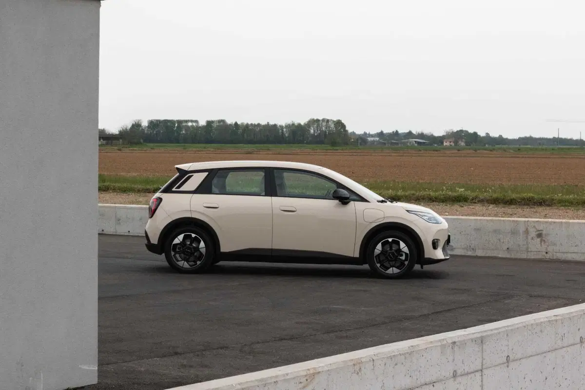 GAC AION UT: l'elettrica cinese progettata a Milano e assemblata in Austria che punta all’Europa (17)