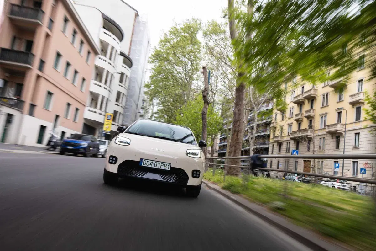 GAC AION UT: l'elettrica cinese progettata a Milano e assemblata in Austria che punta all’Europa (22)