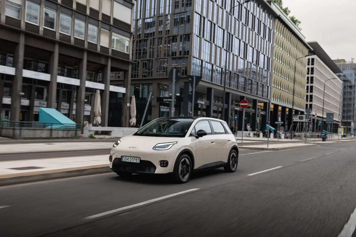 GAC AION UT: l'elettrica cinese progettata a Milano e assemblata in Austria che punta all’Europa (32)