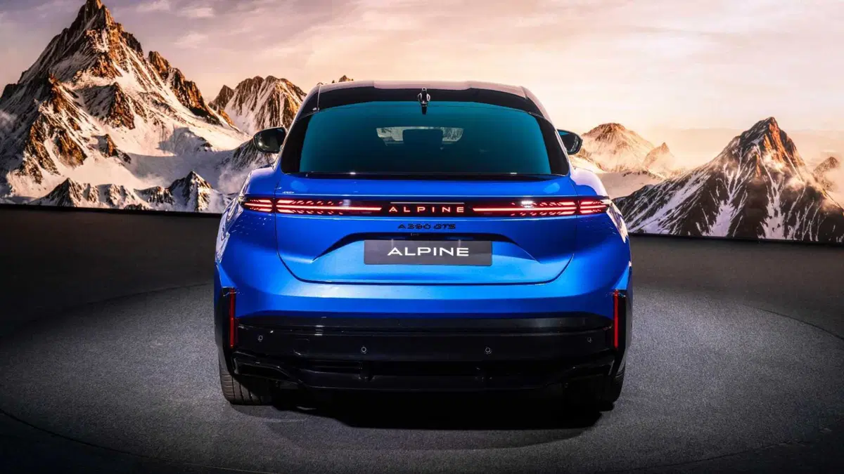 Alpine A390 (8)