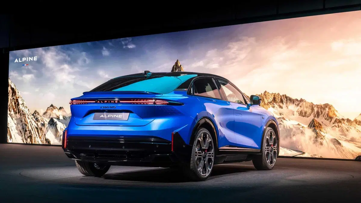 Alpine A390 (9)