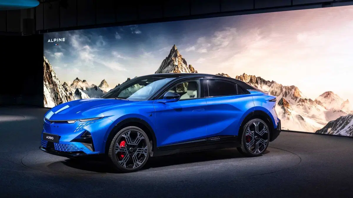 Alpine A390 (5)