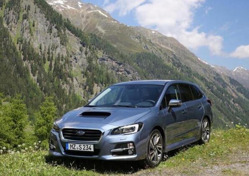 Subaru Levorg 2017: di serie il sistema EyeSight