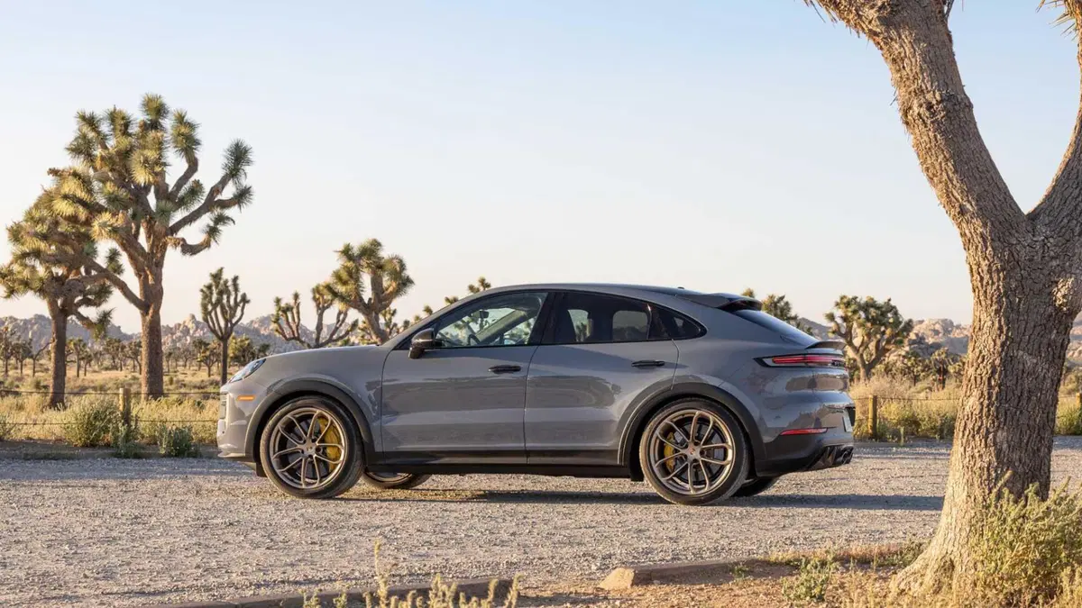 Porsche Cayenne Coupé 4.0 e-hybrid Turbo c/pack GT 5p.ti tiptronic (4)