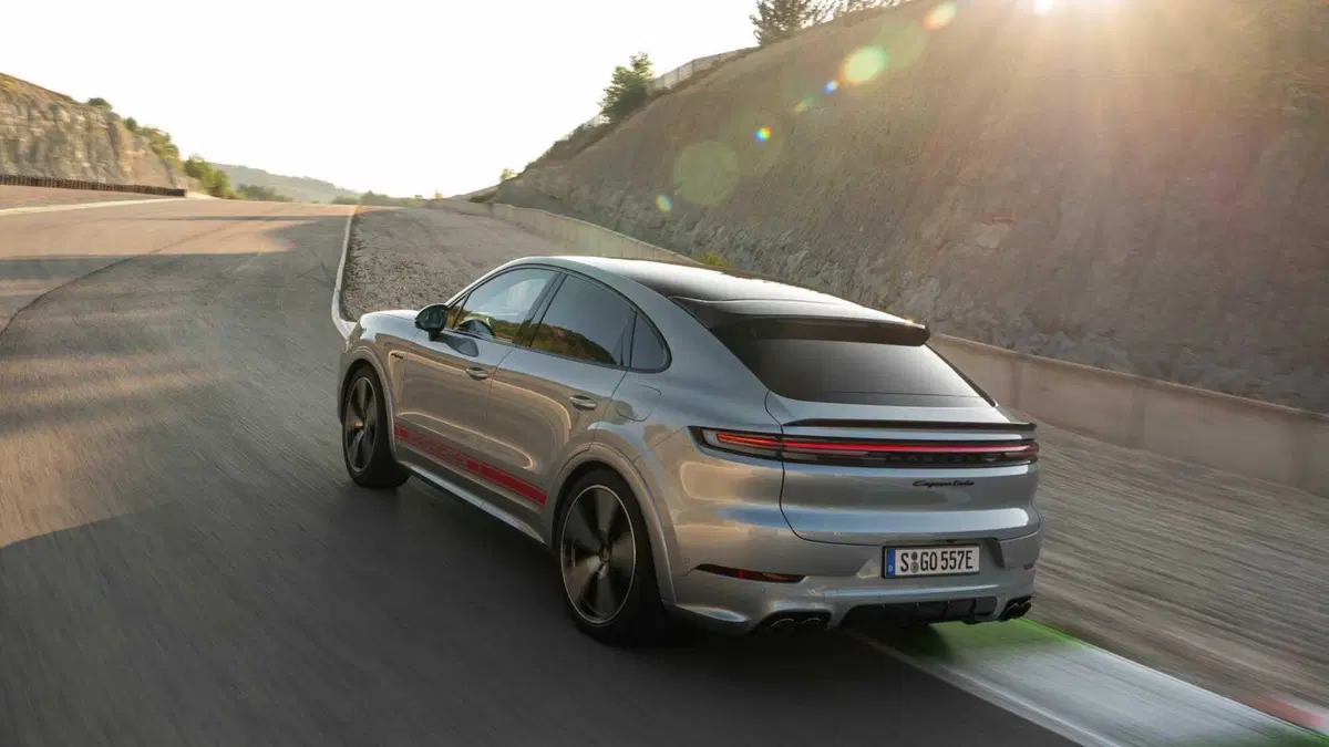 Porsche Cayenne Coupé 4.0 e-hybrid Turbo 5p.ti tiptronic (4)