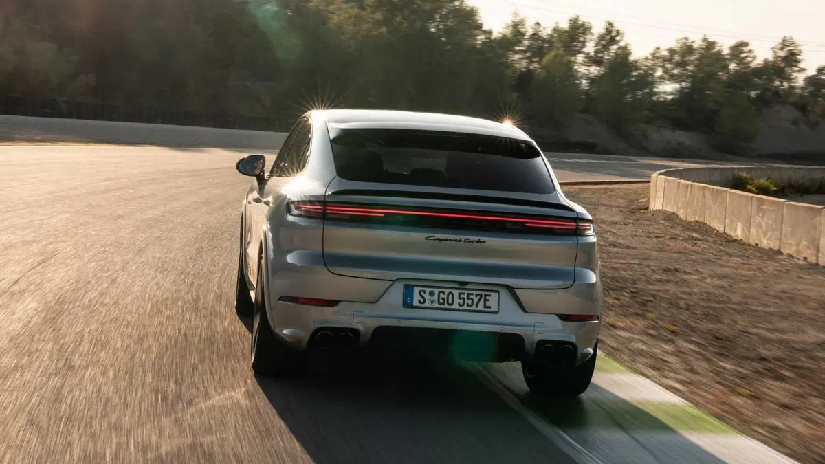 Porsche Cayenne Coupé 4.0 e-hybrid Turbo 5p.ti tiptronic (5)