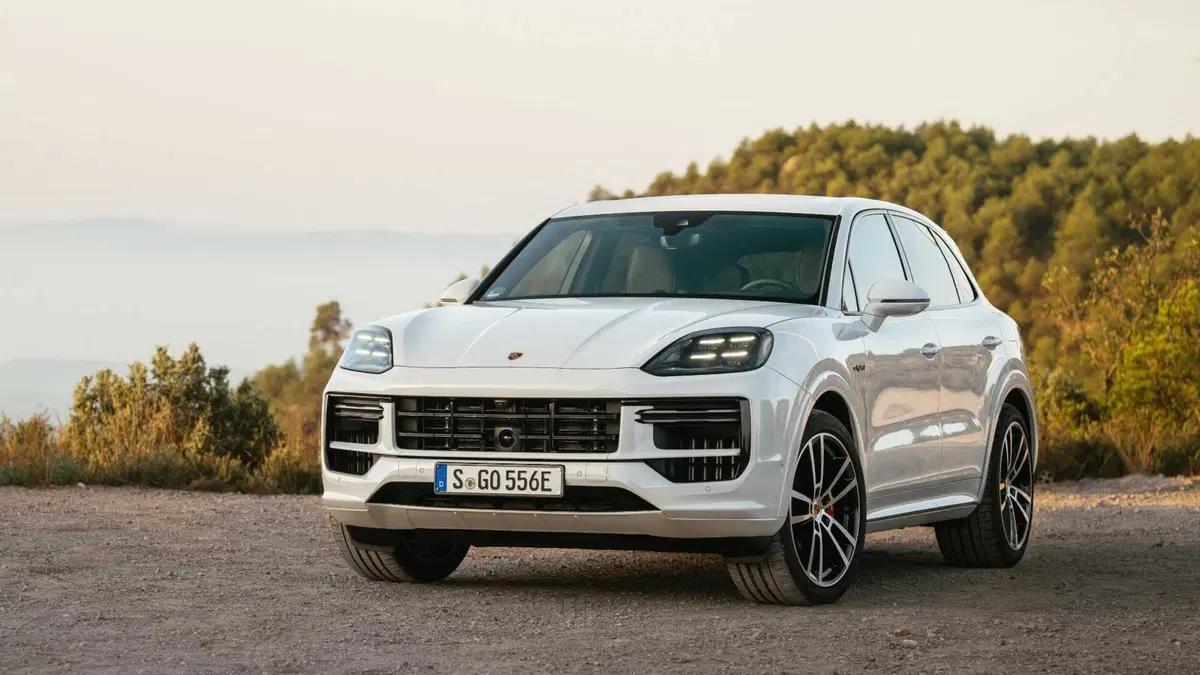 Porsche Cayenne 4.0 e-hybrid Turbo tiptronic (3)