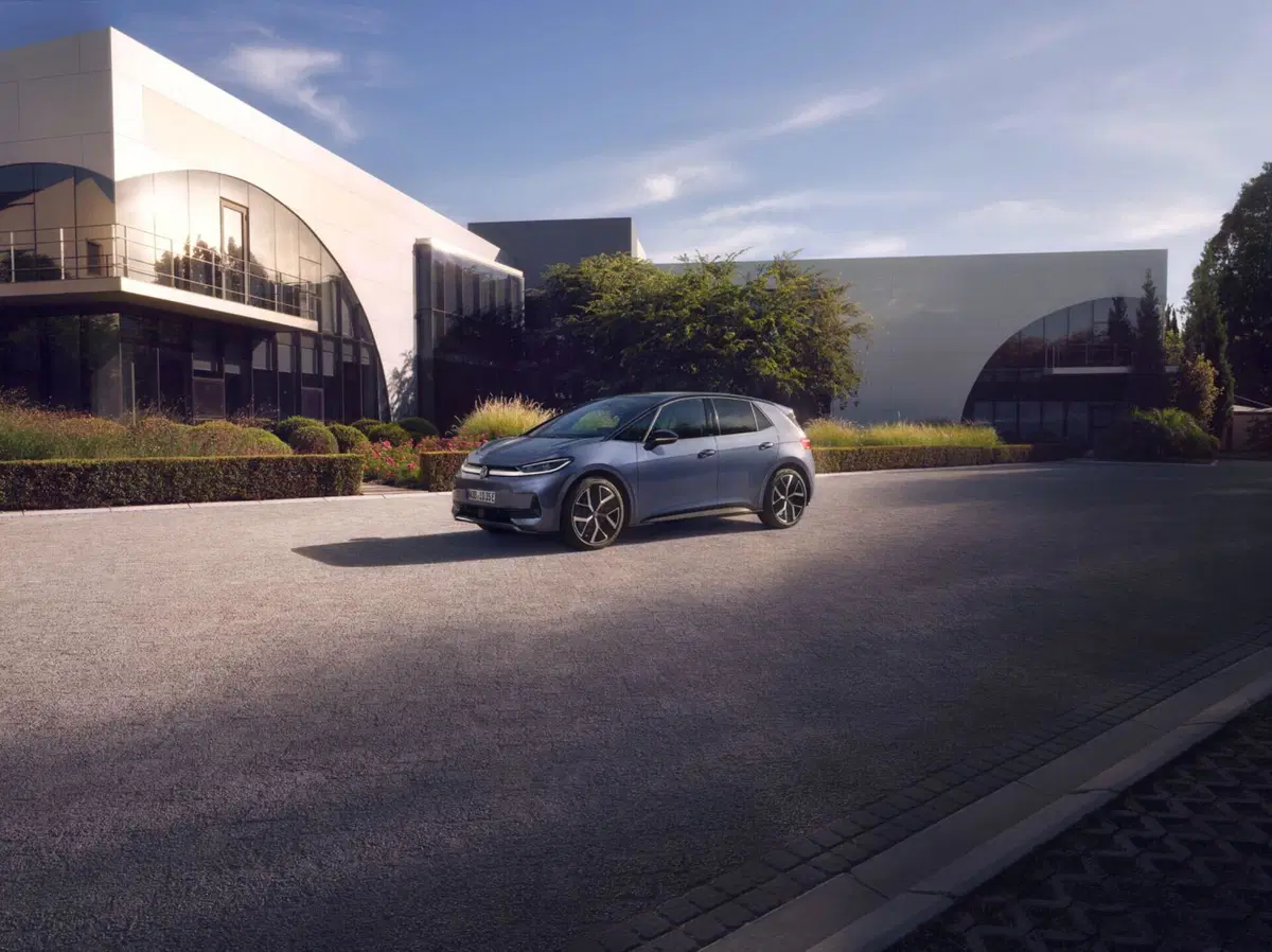 Volkswagen ID.3 Neo: più autonomia, interni rivoluzionati e nuova identità per la compatta elettrica (8)