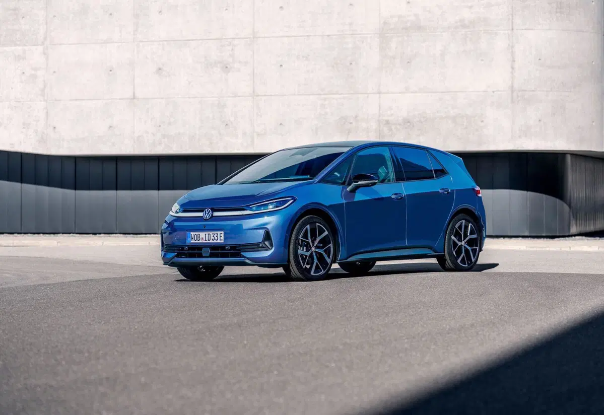 Volkswagen ID.3 Neo: più autonomia, interni rivoluzionati e nuova identità per la compatta elettrica (20)