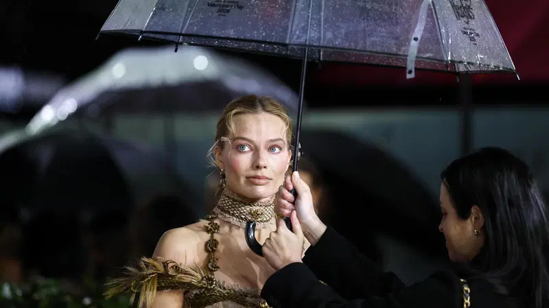 Metteranno a segno un colpo epico al GP di Monaco 1962: Margot Robbie svela il prequel di Ocean's Eleven