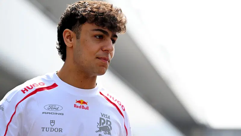 "Anche i piloti pi&ugrave; esperti faticano": Arvid Lindblad confessa i segreti (e le paure) della F1 2026