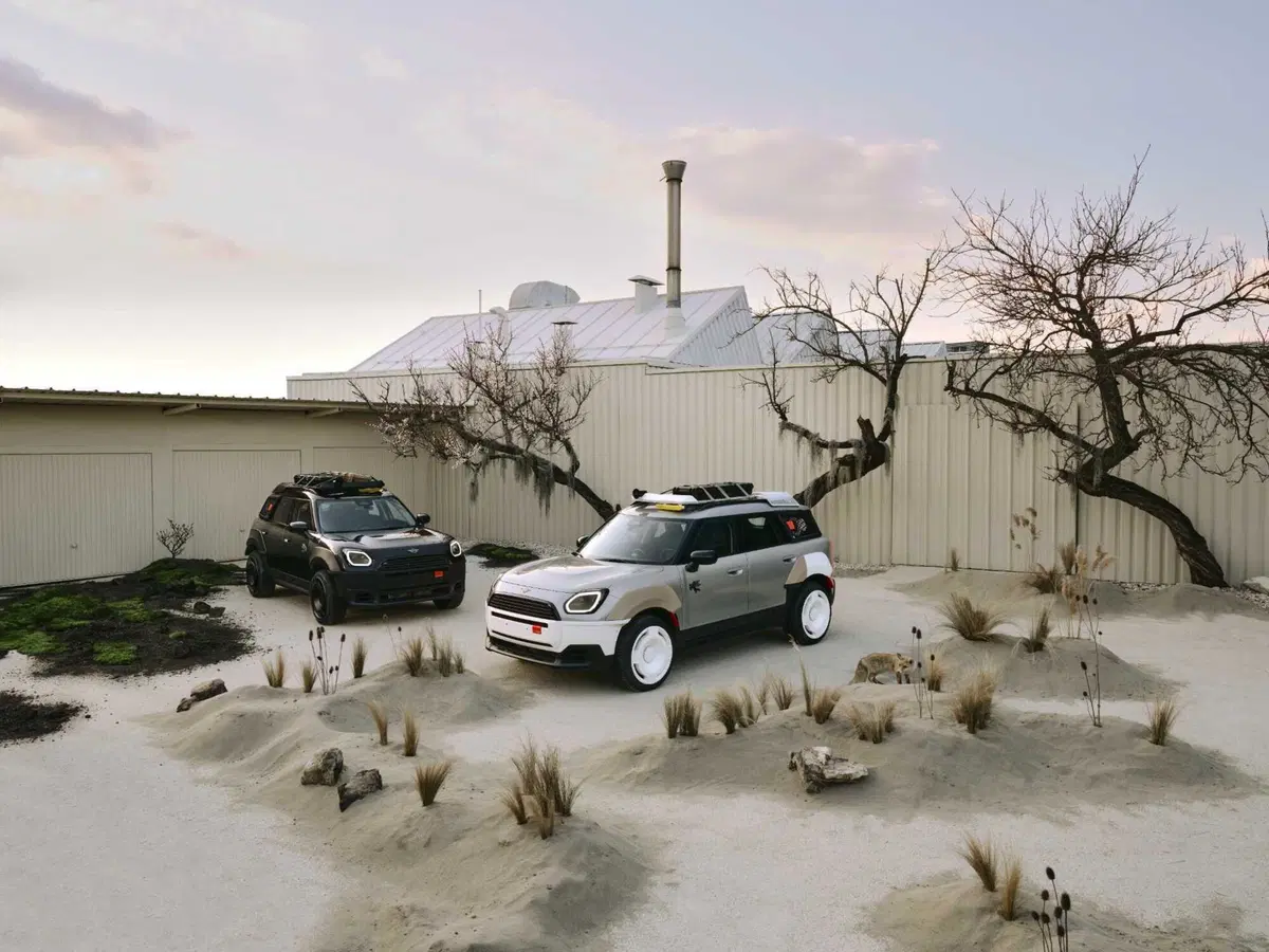 MINI Countryman diventa un palco itinerante: due one-off firmate Vagabund trasformano il SUV in un festival su ruote