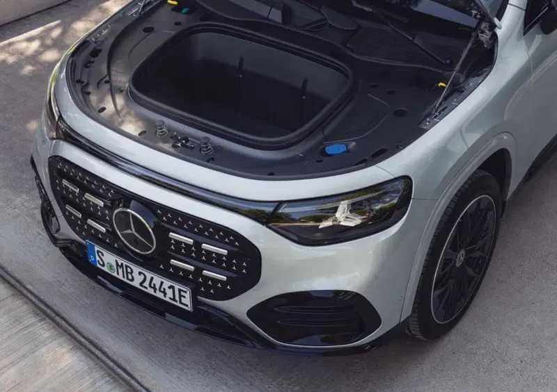 Mercedes-Benz GLB EQ (2025-->>) (16)