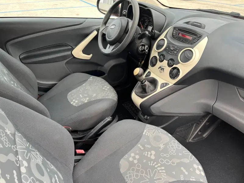 Ford Ka usata a Caserta (3)