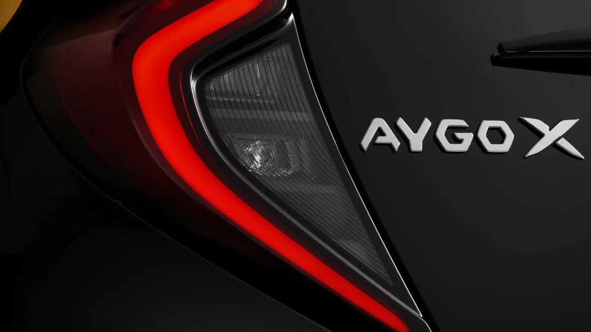 Toyota Aygo X 1.5 hybrid GR Sport e-cvt (14)