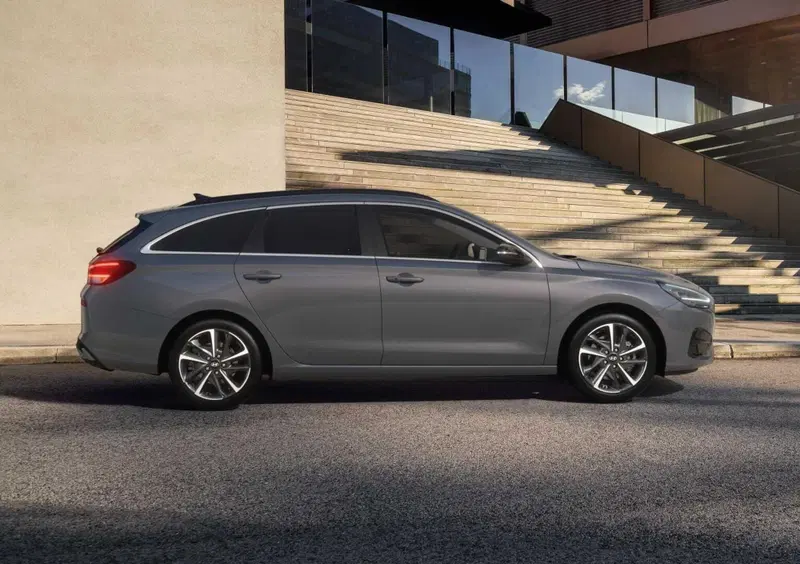 Hyundai i30 Station Wagon (2017-->>) (3)