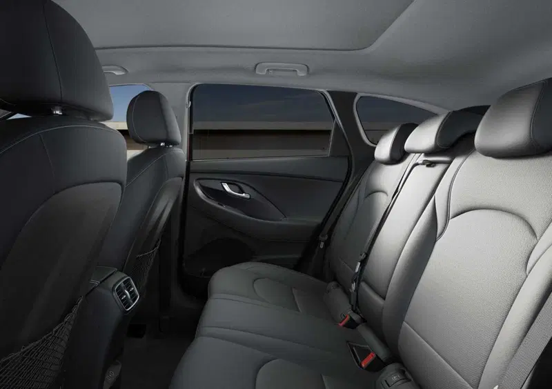 Hyundai i30 Station Wagon (2017-->>) (8)