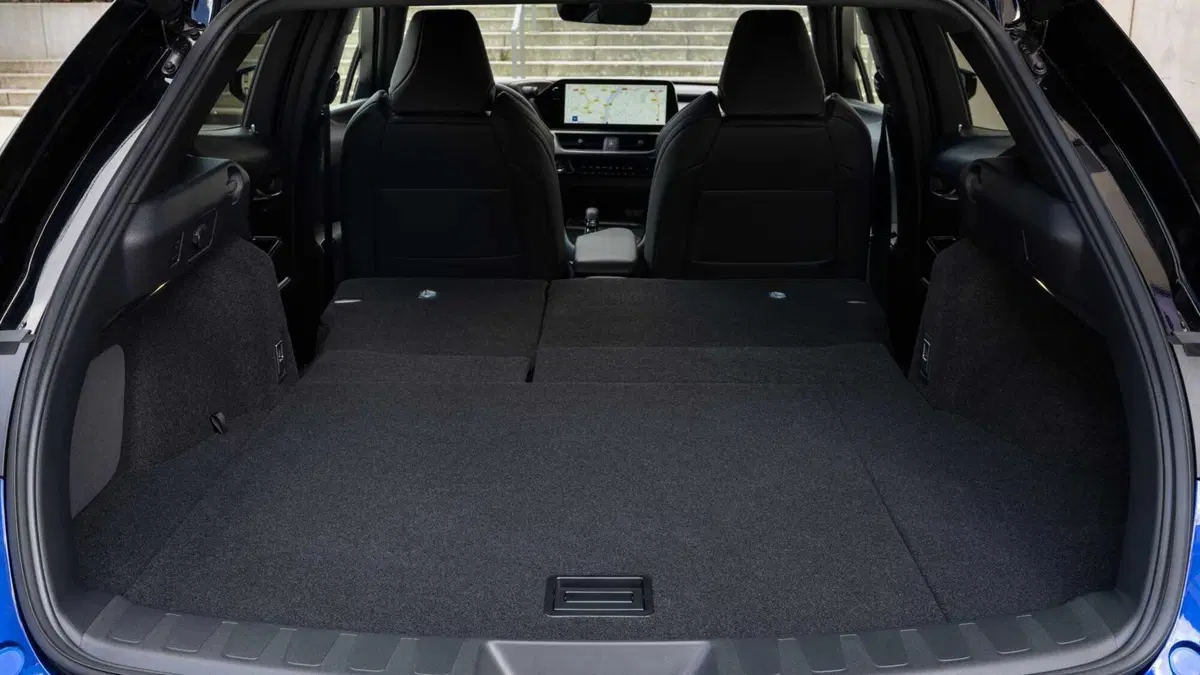 Lexus UX 300e 72,8kWh Luxury (15)