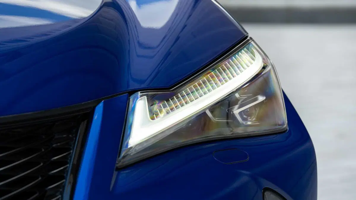 Lexus UX 300e 72,8kWh Luxury (17)