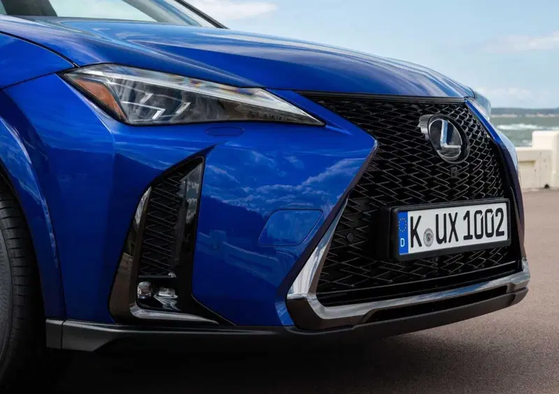 Lexus UX (2021-->>) (16)