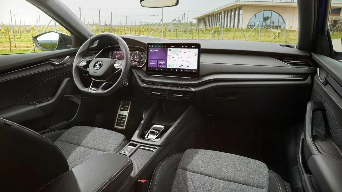 Skoda Octavia Station Wagon 1.5 tsi mhev Sportline 150cv dsg (8)