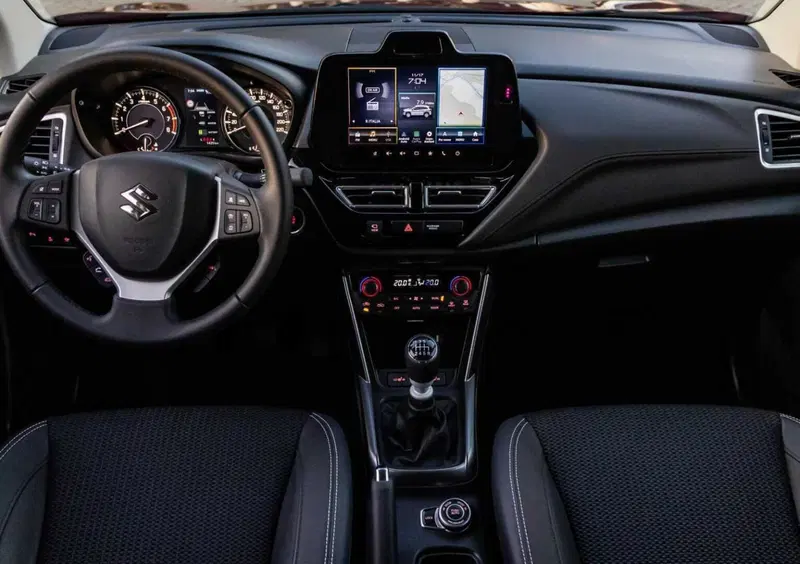 Suzuki S-Cross (8)